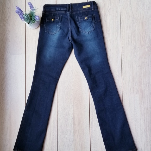 Queen Jeans | Size 7 Juniors - Picture 3 of 5